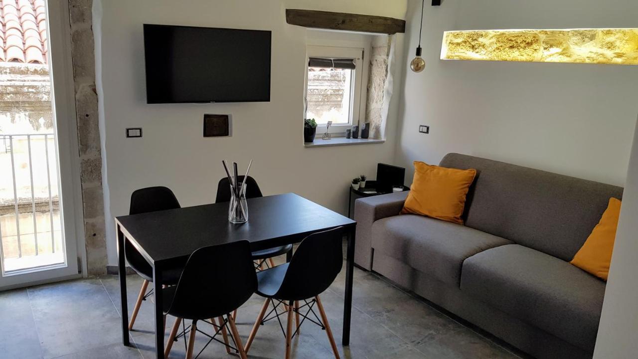 Cavour 45 - Ortigia Apartments Siraküza Dış mekan fotoğraf